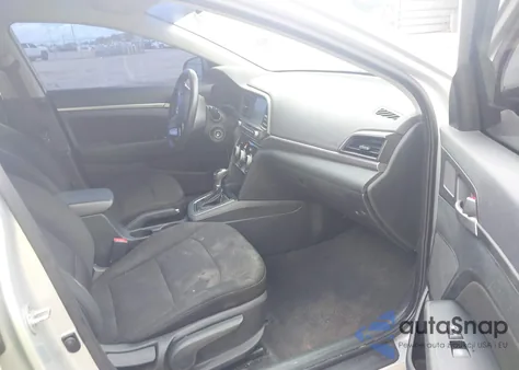 2019 Hyundai Elantra Sel z USA, uszkodzony, nr VIN 5NPD84LF4KH421677